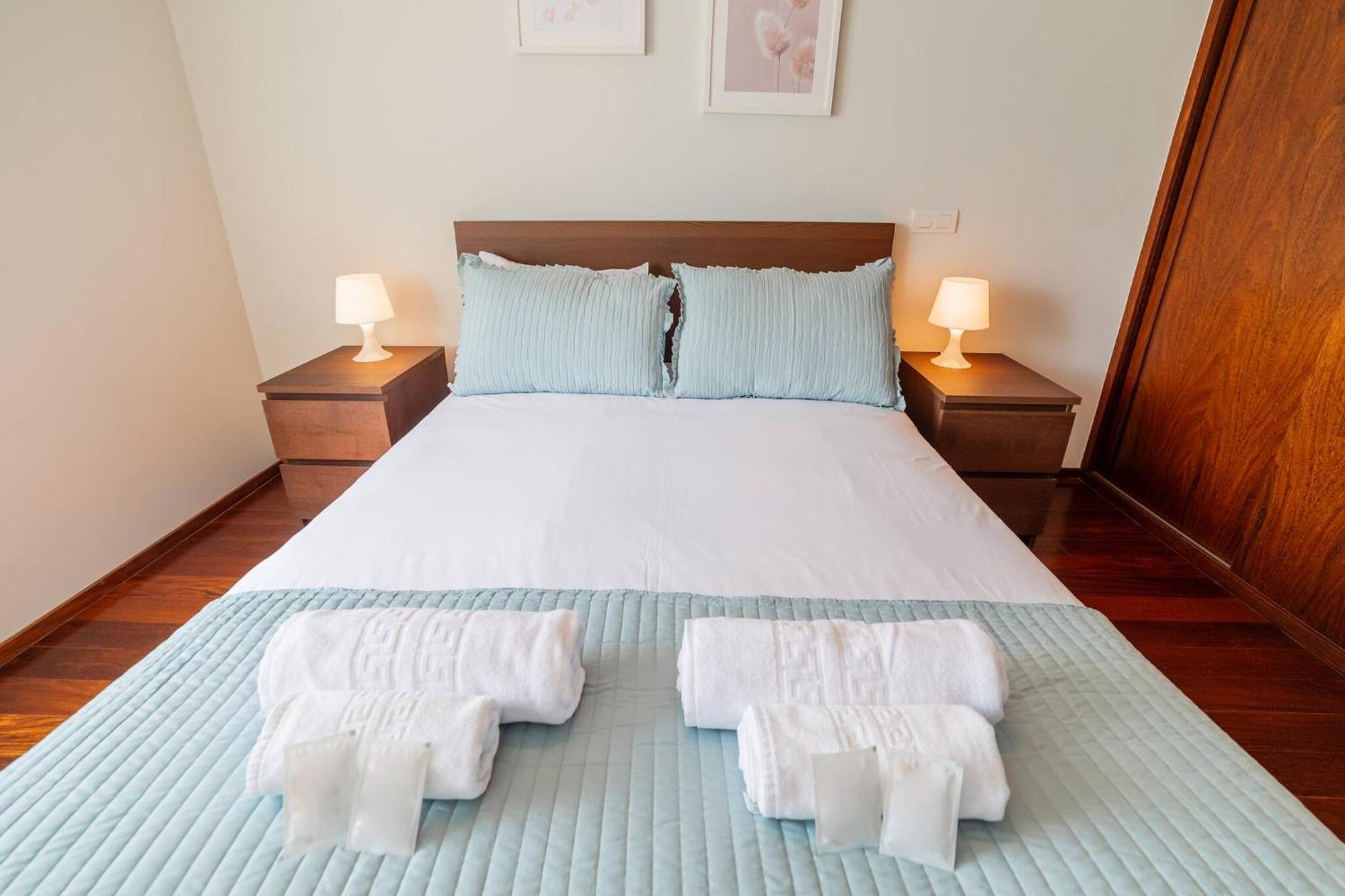 Modern Cedofeita By Hosty Appartement Porto Buitenkant foto